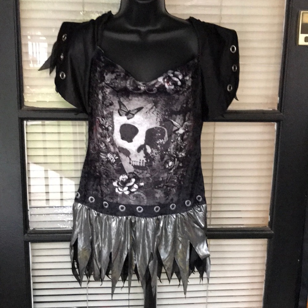 Incharacter Gothic Witch Shirt & Skull Headband